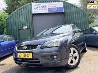 Ford Focus 1.6-16V Futura