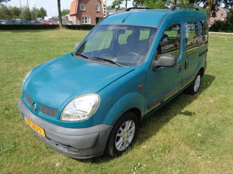 RENAULT KANGOO met nieuwe a p k 