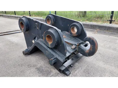 Verachtert Cat 318 320 323 325 quick coupler CW30 CW40