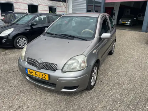 Toyota Yaris 1.3 VVT-i Sol