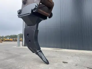 Smitma CW30 Ripper (bj 2025)