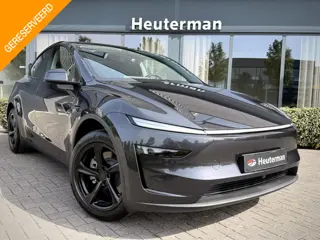 Tesla Model Y Premium Long Range RWD 75 kWh Pano/ Trekhaak