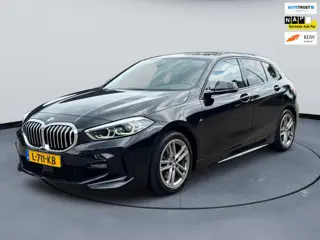 BMW 1-serie 118i M-sport shadow line|NAP|Sfeerverlicht|Sportstoel|