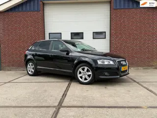Audi A3 Sportback 1.4 TFSI Attraction Xenon Stoelverwarming NWE Apk
