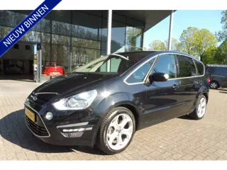 Ford S-Max 160pk Platinum Navigatie Trekhaak Pdc 18i xenon stoelverw WAT EEN RUIMTEWONDER