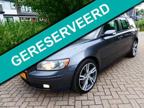 Volvo V50 2.4i 155.000km. Clima Cruise Trekhaak 1500kg. Historie