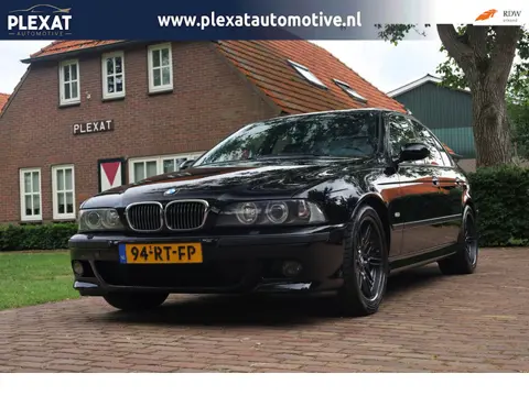 BMW M5 Sedan | Prachtstaat | NWE Koppeling | Complete Historie | Youngtimer | Vanos Revisie | Handge
