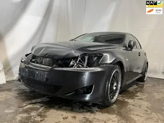 Lexus IS 250 Business - Front Schade