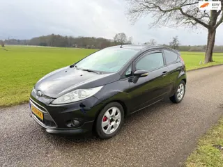 Ford Fiesta 1.6 Sport AIRCO / LMV