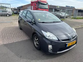 Toyota Prius 1.8 HYBRIDE/BENZIN XENON/NAVI/HEADUP-2KEYS