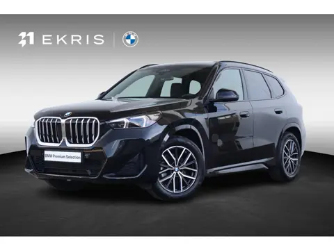 BMW X1 sDrive18i / M-Sport Pakket / Pano Dak / Stoelverwarming Voor / Trekhaak /