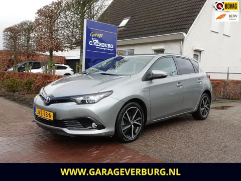 Toyota Auris 1.8 Hybrid Aspiration (Navigatie,Camera,Cruise,Stoelverwarming,Keyless)