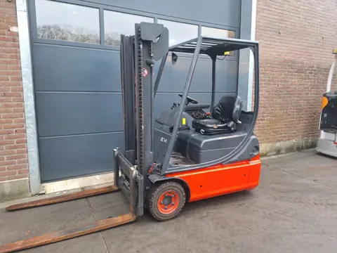 Linde Heftruck E14