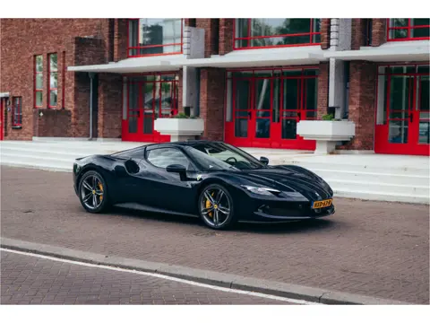 Ferrari 296 GTS LIFT NL Auto 3.0 V6 (bj 2025)