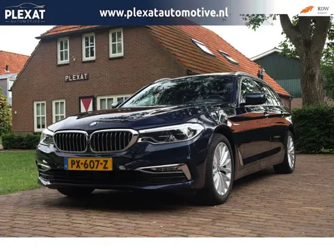 BMW 5-serie Touring 520i High Executive Aut. | Panorama | Memory | HUD | Dealeronderhouden 2026 | Fu