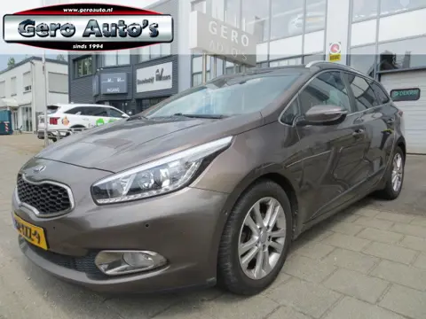 Kia cee'd Sportswagon 1.6 GDI Super Pack nw model ,vol extra`s ,airco ecc