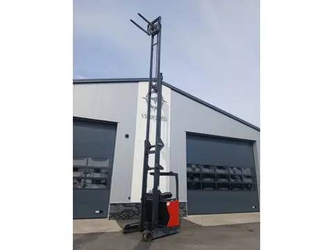 Linde RH14 Reachetruck 8.30m mast!!