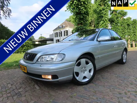 Opel Omega 3.2i V6 Executive 218 PK !!! ***NL Auto***Youngtimer***Automaat***Leer Ecc Cruisecontrol 