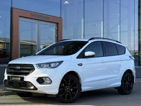 Ford Kuga 1.5 EcoBoost ST Line | Stoel/Stuur verwarming | Cruise | Apple Carplay | Sfeerverlichting 