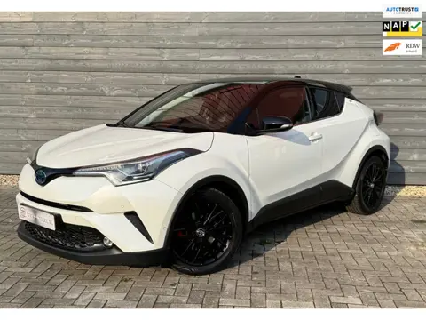 Toyota C-HR 1.8 HYBRID STYLE ULTIMATE NAVI LEDER CAMERA NAP CRUISE TREKHAAK