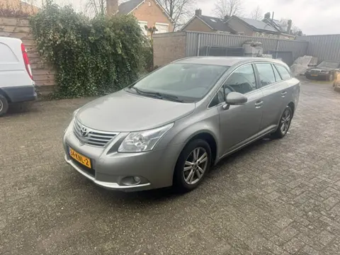 Toyota Avensis wagon 1.8 VVTi 2010 CLIMA new model 6 bak