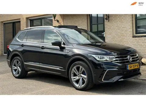 Volkswagen Tiguan Allspace 1.4 TSI R-Line 7p. PANO |CAM|LEDER