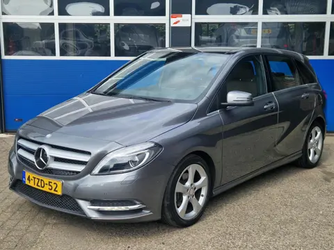Mercedes-Benz B-klasse 180 Prestige Comfort / Schuif kanteldak / Leder bekleding / Bluetooth / ECC /