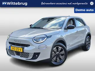Fiat 600 1.2 Hybrid ICON 145pk Pracht model nrm demo