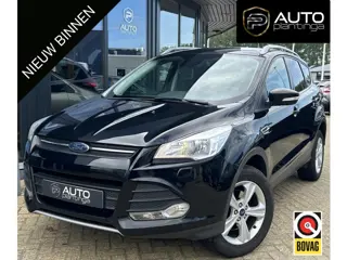 Ford Kuga 1.5 Titanium Styling Pack 150PK | Nette Staat! | Trekhaak | Parkeersensoren Voor en Achter