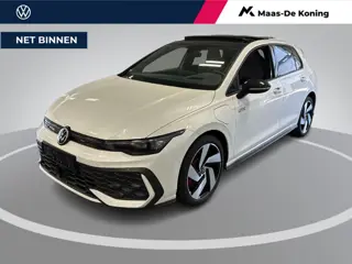 Volkswagen Golf 1.5 272pk DSG eHybrid GTE · Panoramadak · Wegklapbare Trekhaak · Stoel ventilatie · 
