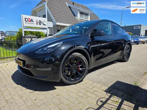 Tesla Model Y Long Range AWD 75 kWh Garantie pakket mogelijk!