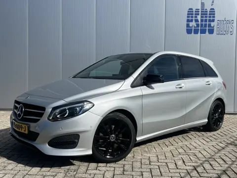 Mercedes-Benz B-Klasse 180 Automaat Ambition Navigatie Trekhaak Camera Led Koplampen Leder 18 Inch A