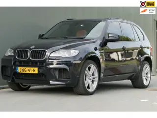 BMW X5 4.4i M Youngtimer NL-Auto HUD Pano Leder