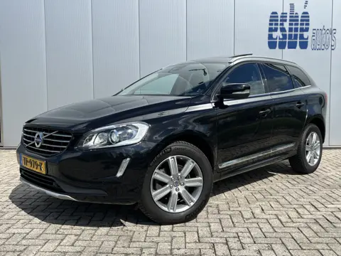 Volvo XC60 2.0 D4 190 pk Automaat Summum Trekhaak Panoramadak Xenon Navigatie DAB 18 Inch Velgen Lee