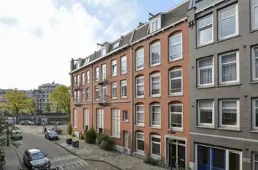 Woning aan de Fagelstraat te Amsterdam