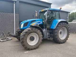 New Holland TVT 195