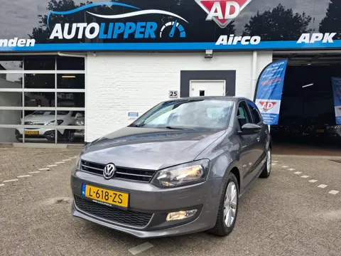 Volkswagen Polo 1.2 TSI Highline All Seasonbanden | Cruise | Stoelverwarming | Nieuwe APK bij afleve