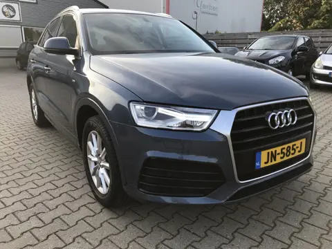 Audi Q3 1.4 TFSI CoD Adrenalin (bj 2016, automaat)