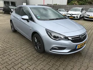 Opel Astra 1.0 Turbo Online Edition (bj 2019)