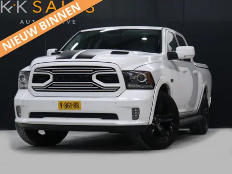 Dodge Ram 1500 5.7 V8 4x4 Crew Cab Laramie [TREKHAAK, CAMERA, STOELVERWARMING/VENTILATIE, ELEKTRISCH