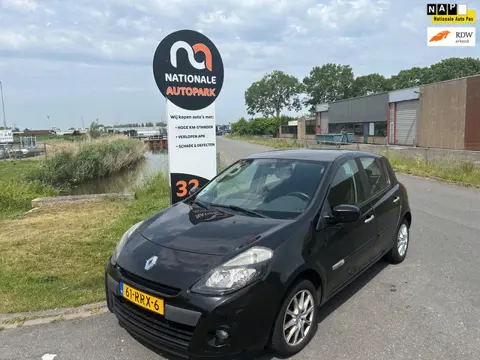 Renault Clio 2011 * 1.5 dCi Collection * LMV * AIRCO * ELEC. RAMEN