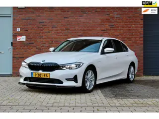 BMW 3-serie 330e | Virtual | Camera | NAP | 292PK