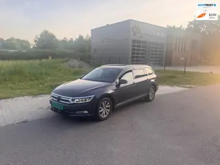 Volkswagen Passat Variant 1.6 TDI Comfortline Business Automaat.Clima.Navi.Camera