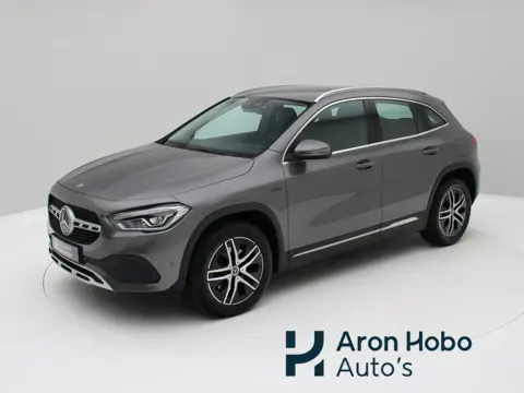 Mercedes-Benz GLA 250 e Progressive Camera, Carplay, Sfeerverlichting, Stoelverwarming