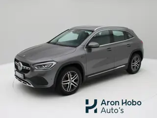 Mercedes-Benz GLA 250 e Progressive Camera, Carplay, Sfeerverlichting, Stoelverwarming