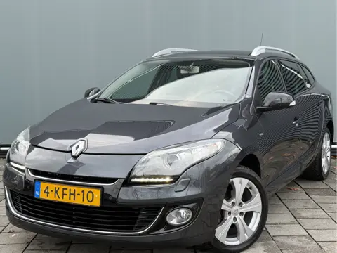 Renault Mégane Estate BWJ 2013 | 1.2 TCe 116PK Bose | TREKHAAK | PANO DAK | XENON | CLIMA | NAVI | C