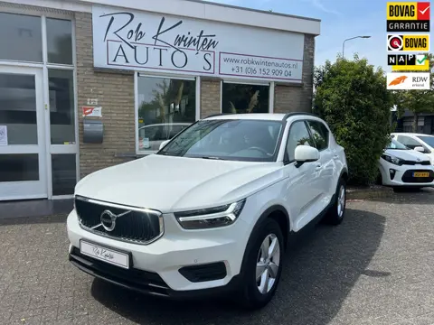 Volvo XC40 1.5 T2 Momentum