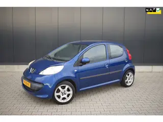 Peugeot 107 1.0-12V Airco 5drs APK 05-2027