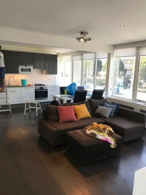 Woning aan de Kabelweg te Amsterdam