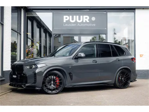 BMW X5 xDrive50e M-Competition Pano - Dravit Grau - Trekhaak - Harman Kardon